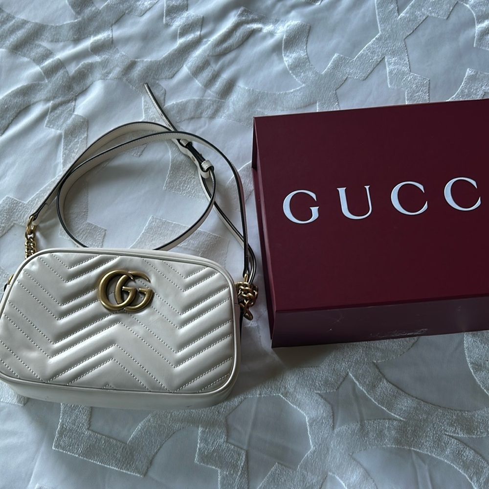 Authentic Gucci Purse - image 1